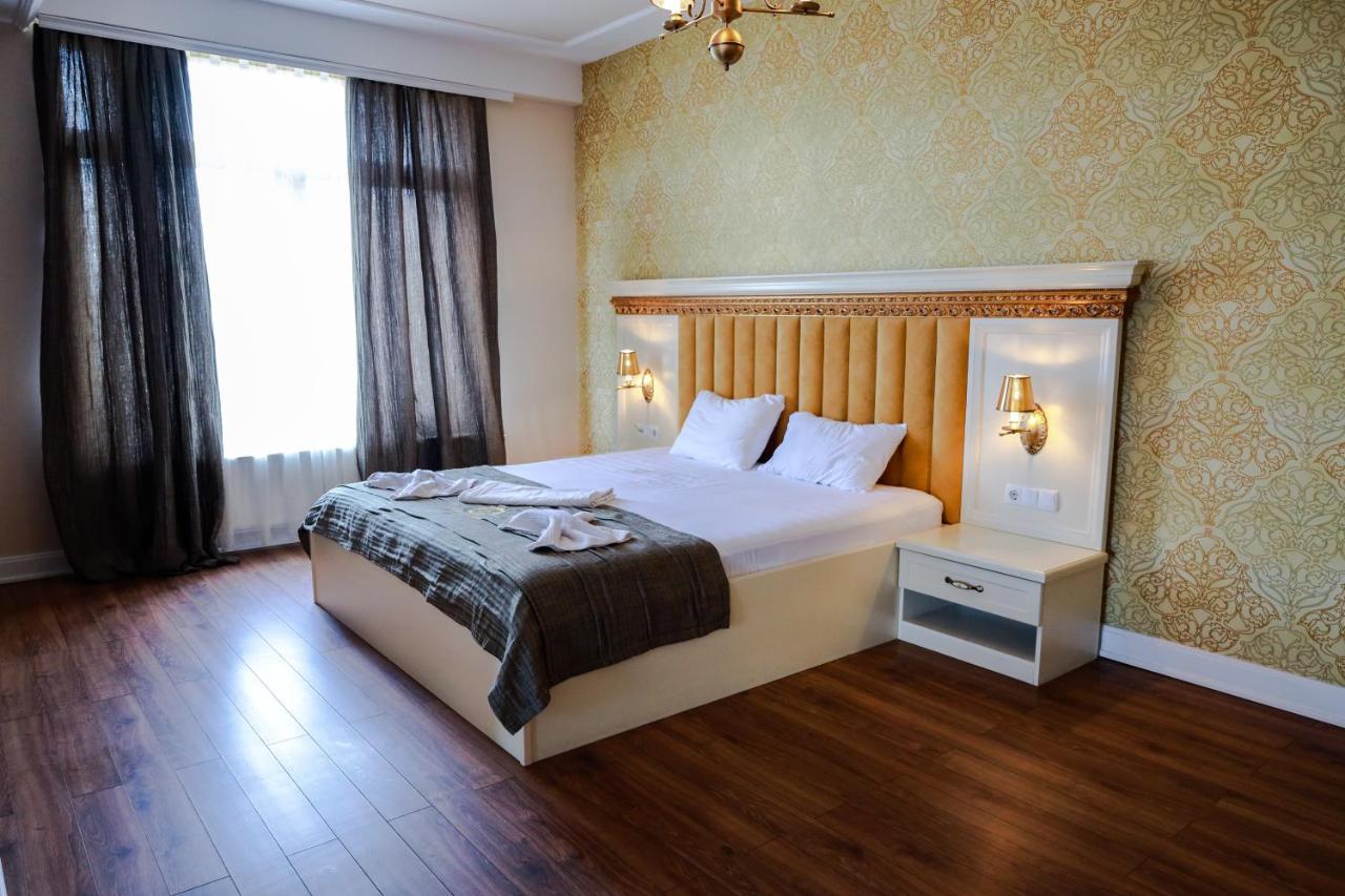Nafron Hotel Prizren Exteriér fotografie