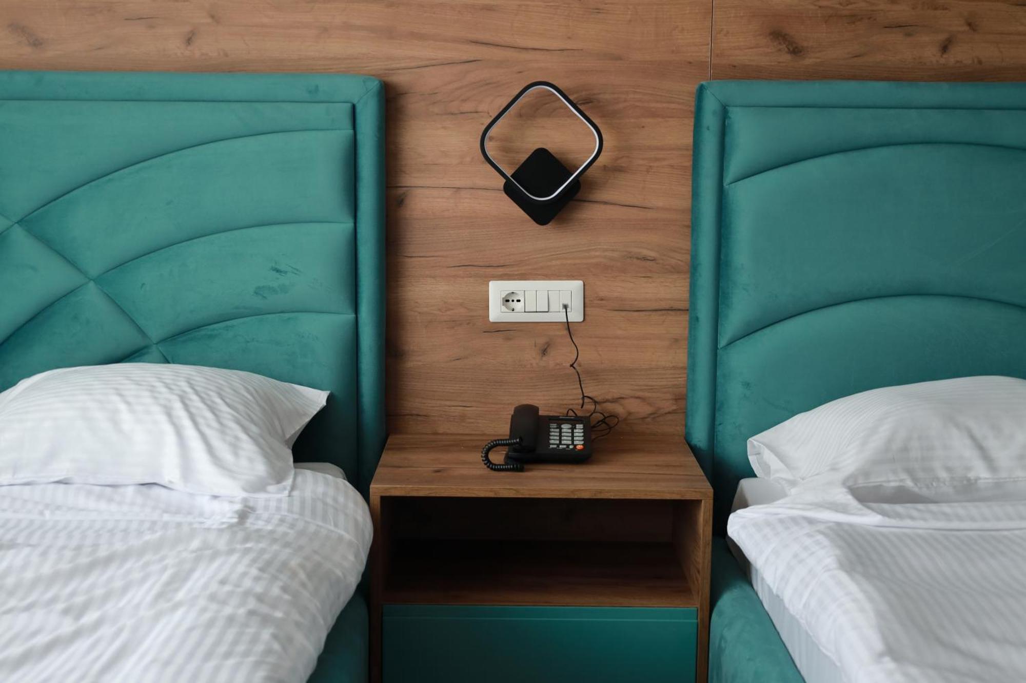 Nafron Hotel Prizren Exteriér fotografie