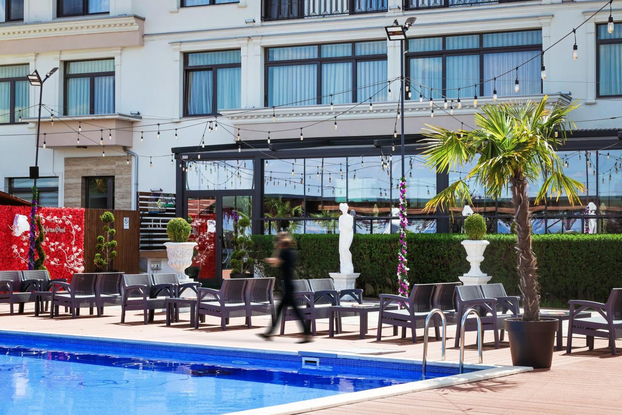 Nafron Hotel Prizren Exteriér fotografie