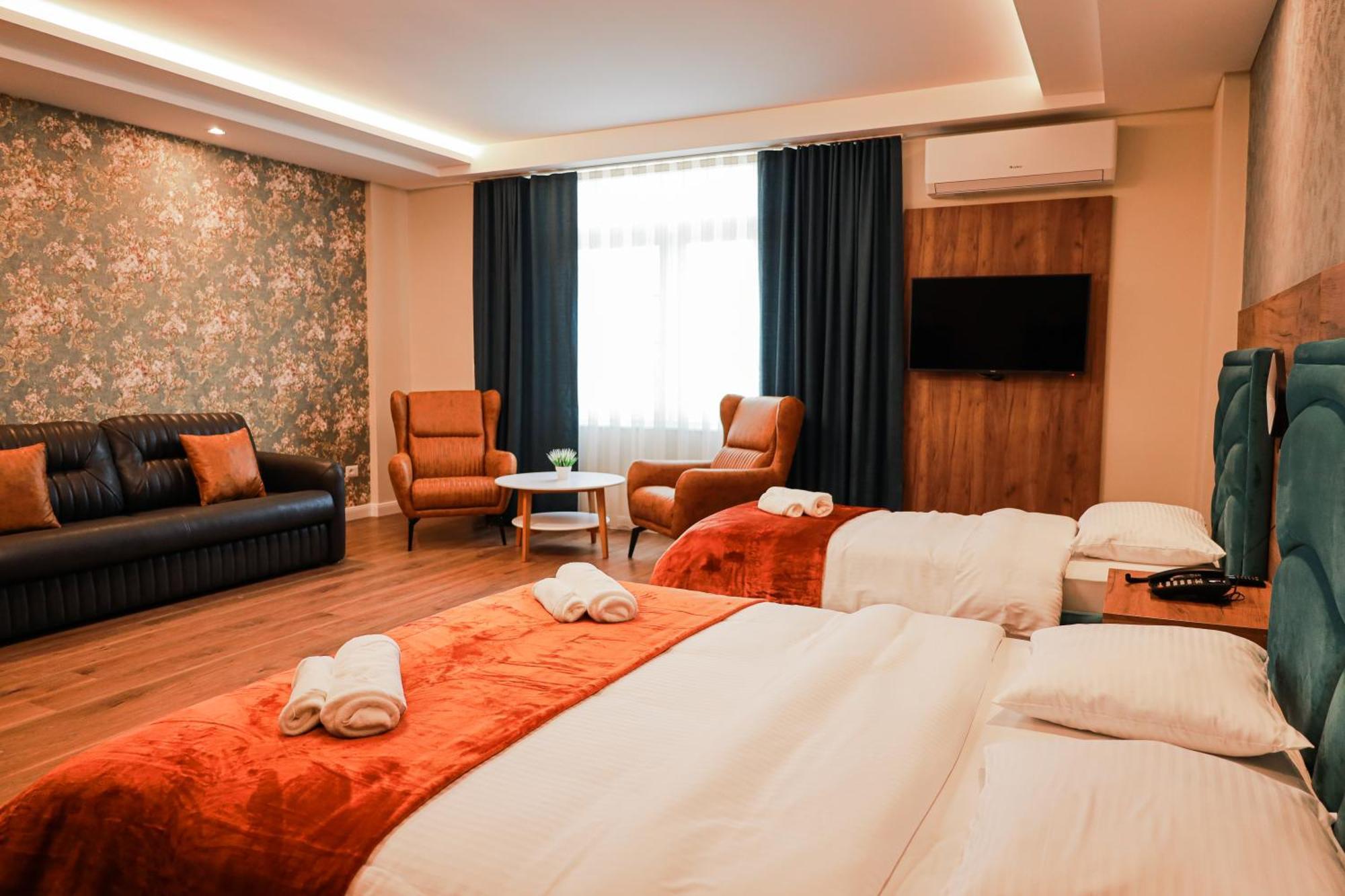 Nafron Hotel Prizren Exteriér fotografie
