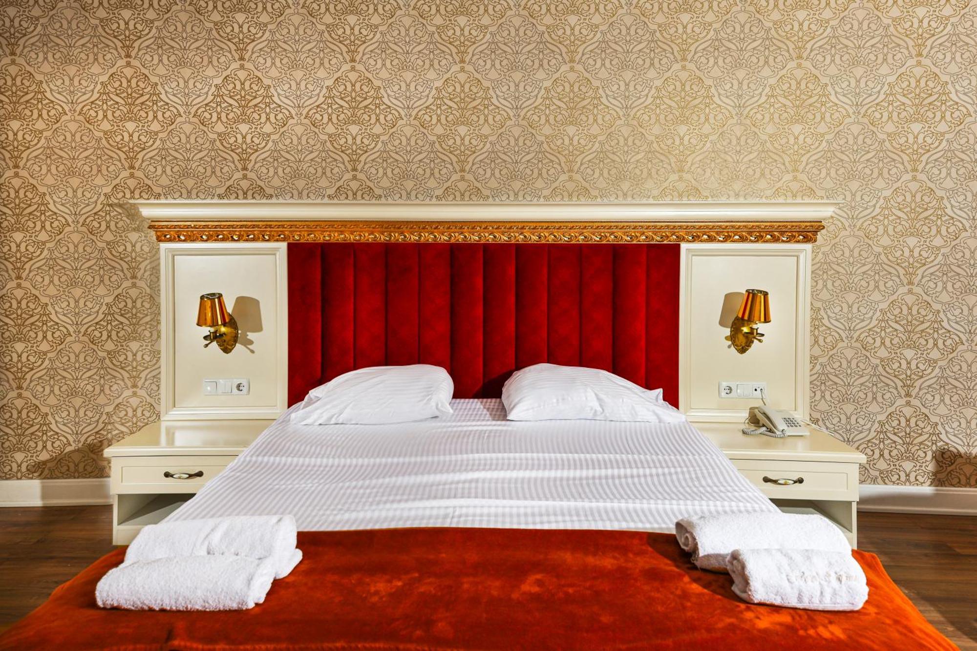 Nafron Hotel Prizren Exteriér fotografie