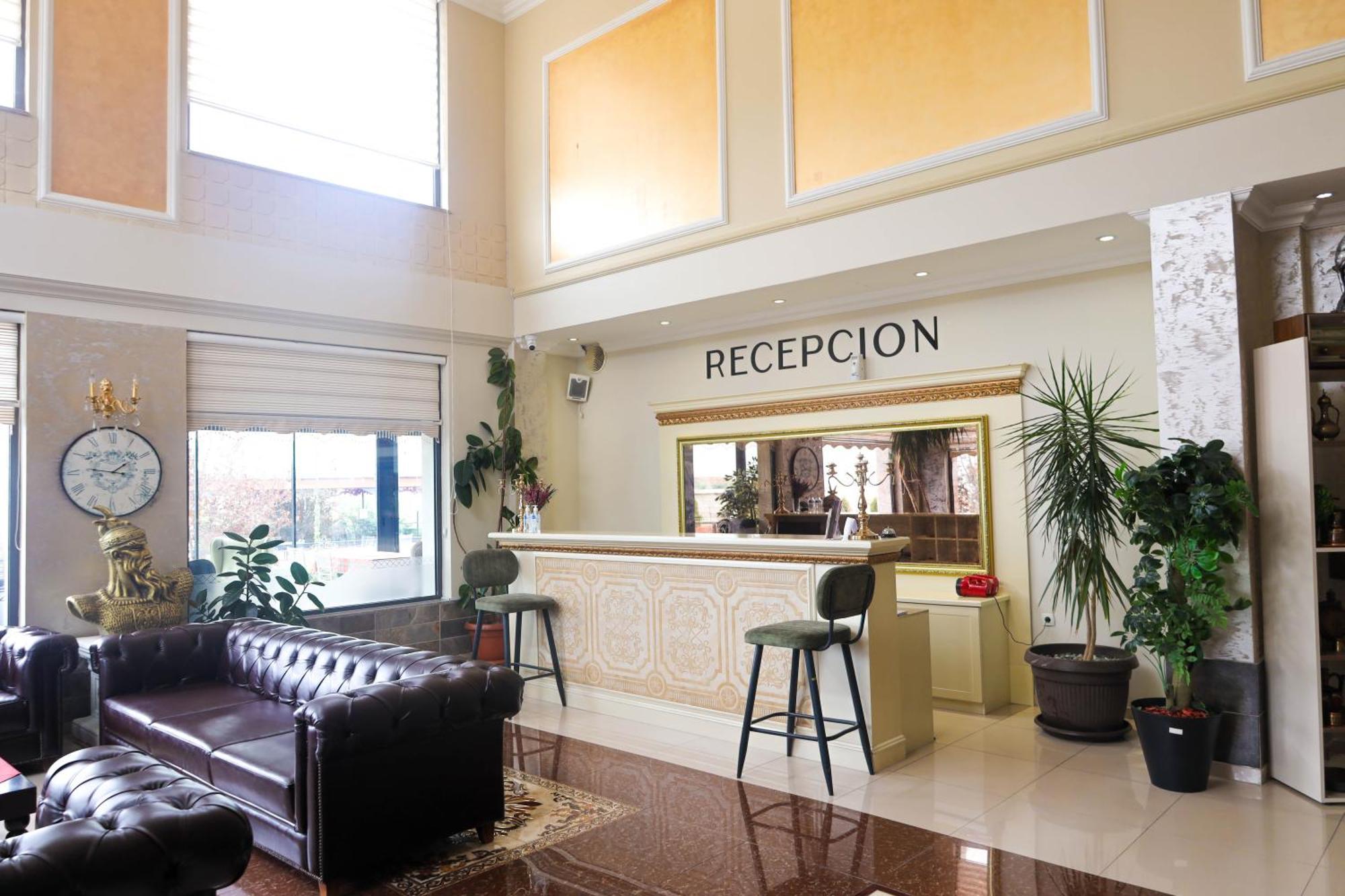 Nafron Hotel Prizren Exteriér fotografie
