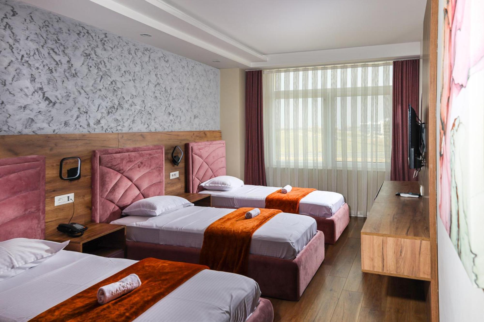 Nafron Hotel Prizren Exteriér fotografie
